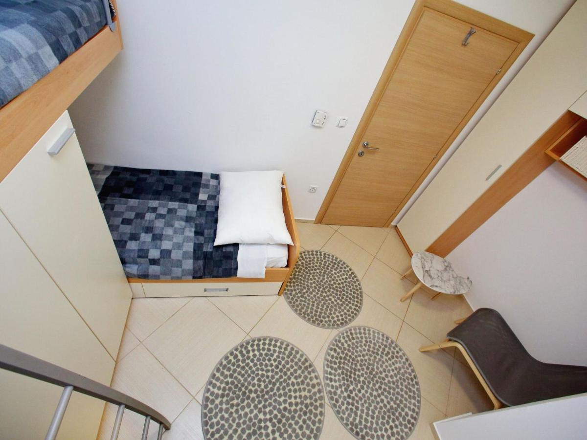 Sun-Kissed Apartment In Bibinje With Garden Dış mekan fotoğraf