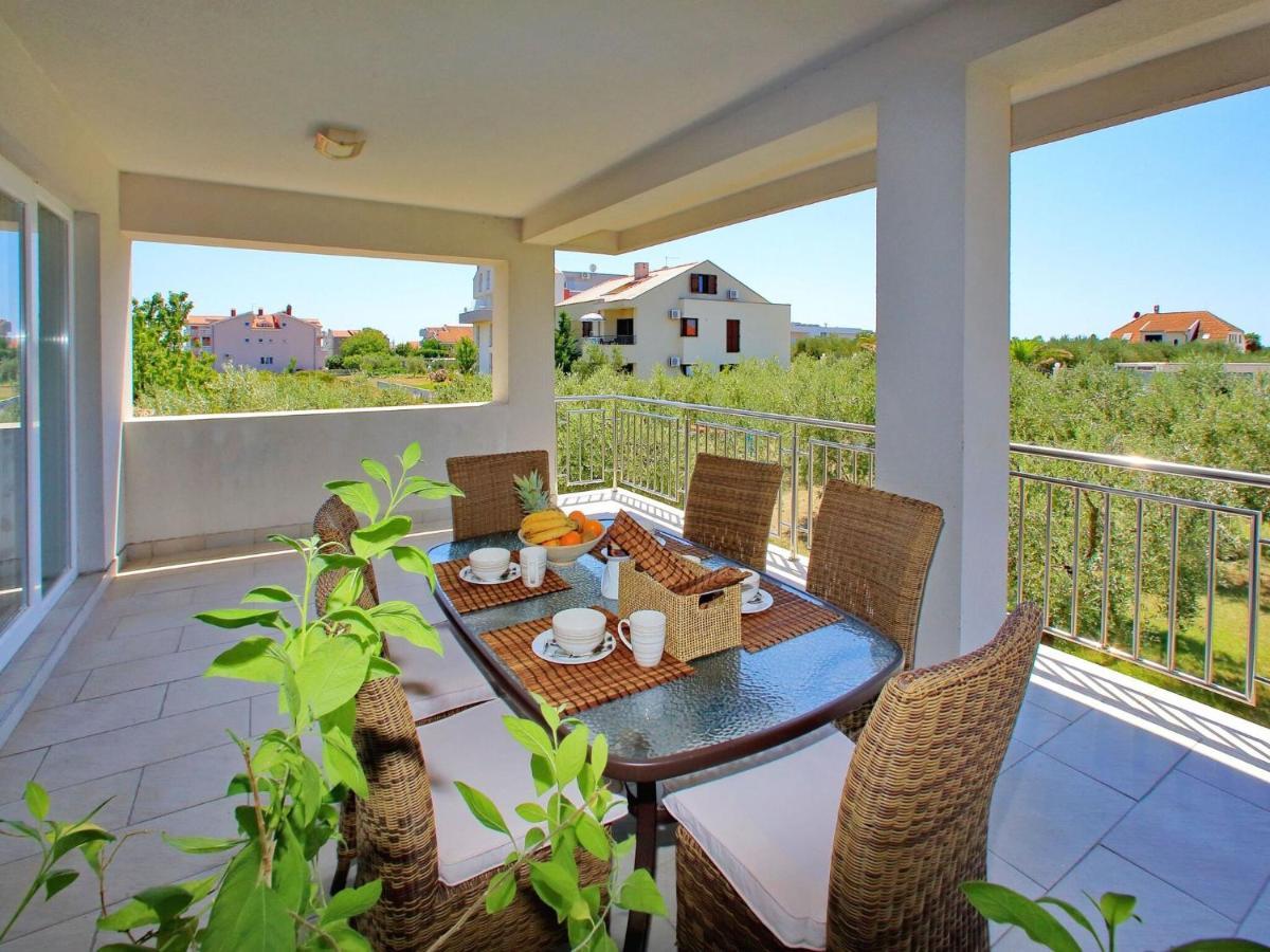 Sun-Kissed Apartment In Bibinje With Garden Oda fotoğraf